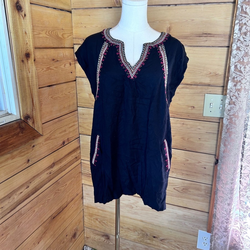 Teagan Embroidered Tunic Top Womens Medium Black Red Boho Peasant Lucky Brand